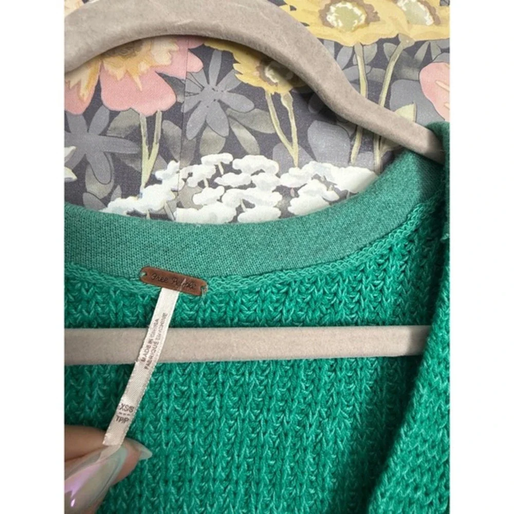 Free People Oversized V Neck Distressed Knit Sweater Teal‎ Green XS
